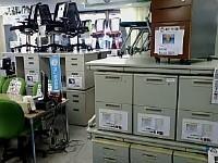 内装工事、電話工事、間仕切り工事、電気工事、OAフロア、引越、移転、買取、廃棄、ﾘｻｲｸﾙｵﾌｨｽ家具、中古事務機器、安い、ありがとう屋博多店