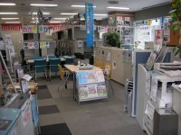 中古オフィス家具の専門店！ありがとう屋です！本日も大量入荷致しました！是非ご来店ください！