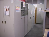 中古オフィス家具の専門店！ありがとう屋です！本日は１０日市！いつもやりもさらにお買い得になっております！ぜひ御来店ください！