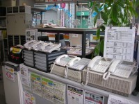 中古オフィス家具のありがとう屋では原状回復工事や、電話工事なども承っております！