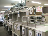 中古オフィス家具の他にも電話工事、複合機等もお任せ下さい！