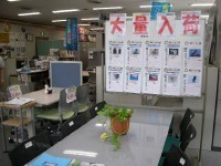 本日も中古オフィス家具を大量展示中です！ぜひ御来店ください！